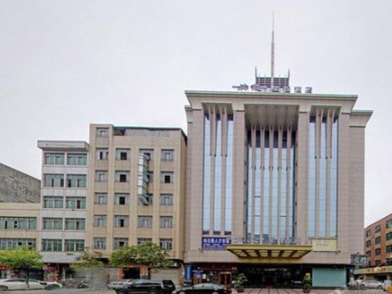 Starway Hotel Guangzhou Xintang Branch Exterior photo